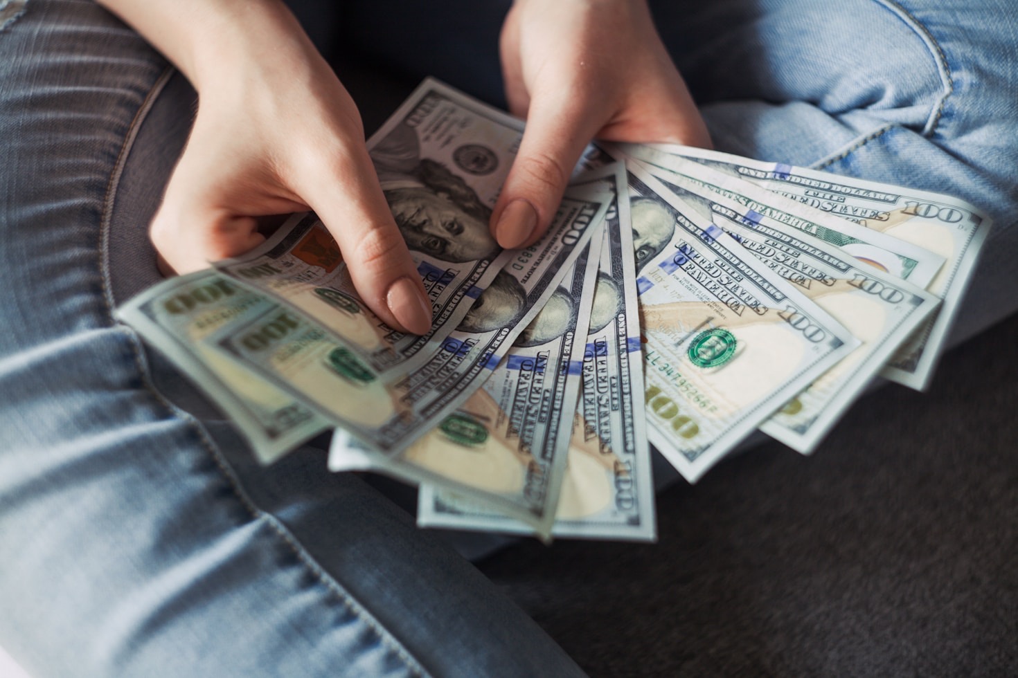 How to Start Building Wealth on a Tight Budget
